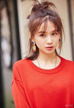 高清中国内地四川成都影视女演员王子文变身半丸子头少女写真图片