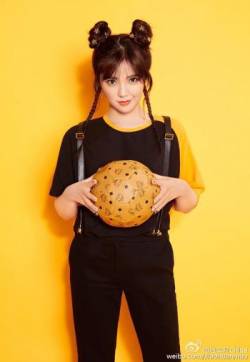高清吉林女明星清纯可爱赵奕欢美女写真图片