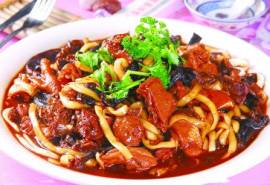 高清东北小鸡炖蘑菇图片东北美食图片