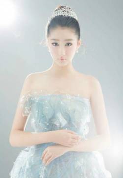 高清北京女演员关晓彤时尚新娘COSMOBride一月封面图片第张