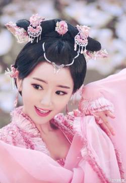 高清中国天津女演员锦绣未央毛晓彤古装精美剧照图片二喜古装写真