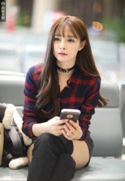 高清湖南省湘西吉首市美女27岁沈梦辰拍写真被嘲笑不如55岁的蔡明第张