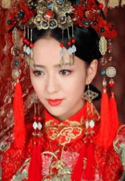高清中国内地新疆伊犁影视女演员古装美人佟丽娅唯美图片
