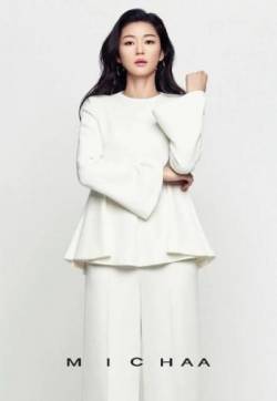韩国首尔女演员全智贤时尚杂志写真图片