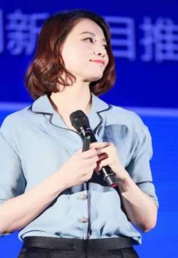 高清上海美女董卿图片央视一姐董卿气质图片