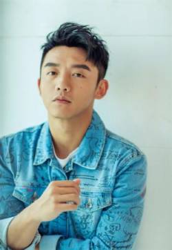 中国内地杭州男演员郑凯帅气写真图片