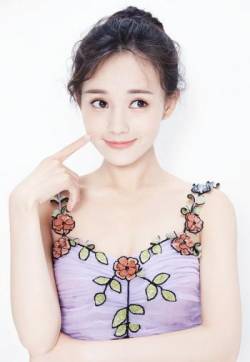 高清中国内地山东济南女演员李一桐清纯唯美写真图片