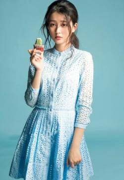 高清中国内地黑龙江省哈尔滨女演员乔欣甜美养眼写真图片桌面壁纸第张