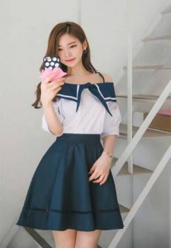 性感亚洲国产小嫩模福利四区气质韩国美女泳装身材火辣性感诱人写真第张