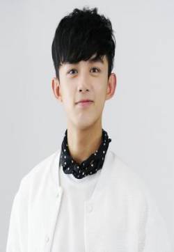 中国内地男演员吴磊早期写真图片