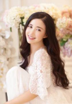 中国内地上海女演员陈欣予养眼迷人写真图片