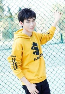 吴昊泽青春阳光运动风写真高清图片