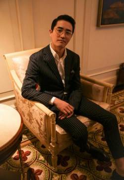 大陆北京人艺男演员杨玏绅士西装杀高清图片