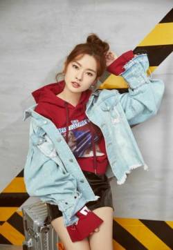 高清台湾女演员陈语安清纯活力写真图片