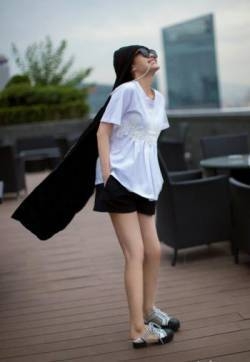 许晴搞怪叛逆写真图片