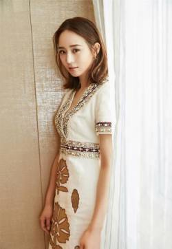 高清中国台湾影视女演员张钧甯古典素雅活动照高清图片