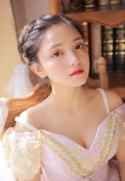 高清00后mm1313养眼美女白皙粉嫩私房写真高清图片