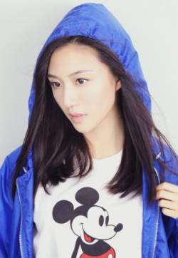 高清女星朱庭辰生活照图片