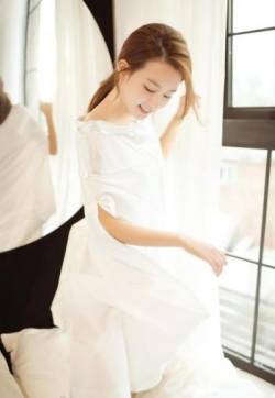 高清台湾女演员陈语安纯白清新养眼写真图片