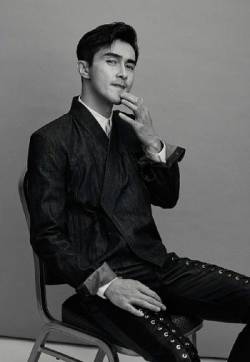 中国内地影视黑龙江密山男演员高伟光魅力型男时尚写真高清图片