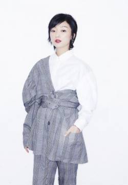 高清中国内地歌手张瑶最新写真平民时尚美女第张