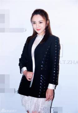 高清江苏常州美女高叶活动照图片