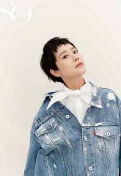 高清中国南京女演员海清简约休闲时尚杂志封面大片