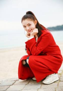 中国内地浙江省湖州影视女演员林允二十四小时高清图片