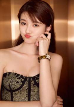 高清中国内地黑龙江省哈尔滨女演员乔欣优雅性感写真图片