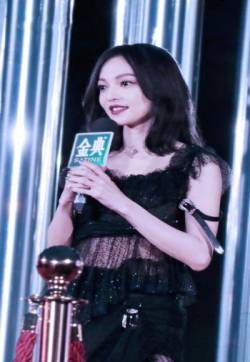高清台湾省桃园美女张韶涵《歌手2》总决赛高清图片