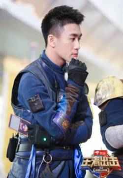 高清何猷君《王者出击》高清图片
