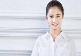 北京新生代女演员陈钰琪清纯养眼学院风写真图片