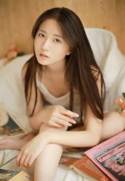 大陆台湾省新竹女演员田馥甄森女系性感杂志大片写真图片