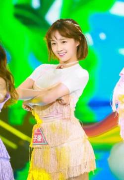 中国内地湖南女歌手李子璇《创造101》高清图片