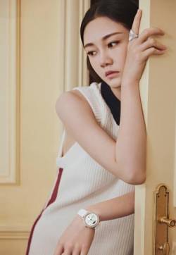 高清中国内地女演员美女苗苗复古优雅时尚杂志写真图片