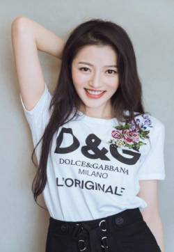 中国内地辽宁大连女演员王秀竹清新活动照图片