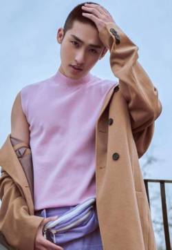 高清辽宁省沈阳男明星张赫青春帅气写真图片