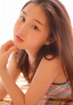 性感亚洲国产小嫩模福利四区美女丰腴身材性感私房写真