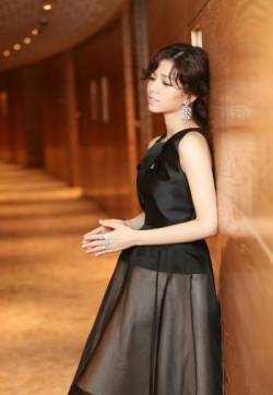 中国台湾女演员宋芸桦性感高清图片