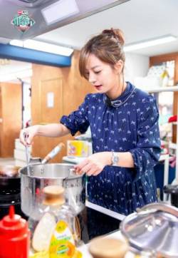 综艺美食节目赵薇图片中餐厅赵薇剧照图片