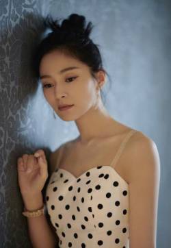 高清内地山东烟台女演员王媛可性感写真图片