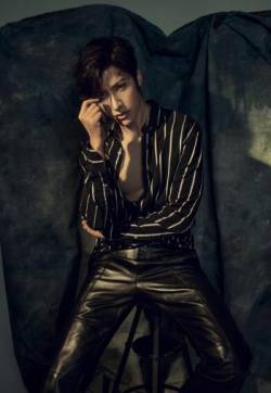 高清中国内地男演员男星赖艺魅力写真大片
