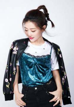 高清内地陕西西安女演员白冰魅力迷人时尚写真高清图片