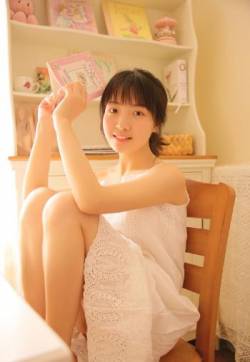 性感亚洲国产小嫩模福利四区白嫩美女网红少女性感私房美女图片