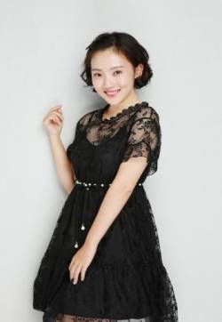 中国内地女演员孙艺宁轻熟风写真图片