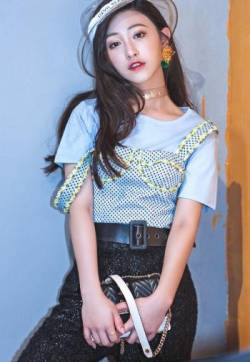 高清上海美女朱圣祎时尚叛逆写真图片