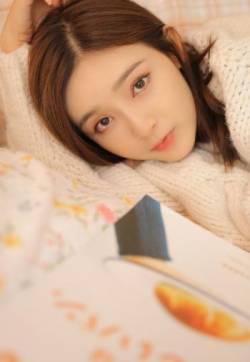 清纯小美女壁纸图片