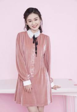 高清中国内地福建省福州女演员郑合惠子粉嫩甜美写真图片
