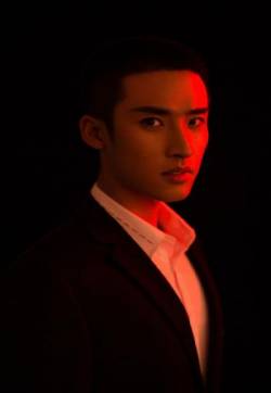 高清辽宁省沈阳男明星张赫帅气有型写真图片