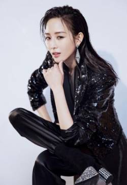 高清中国台湾影视女演员张钧甯酷帅性感时尚写真图片
